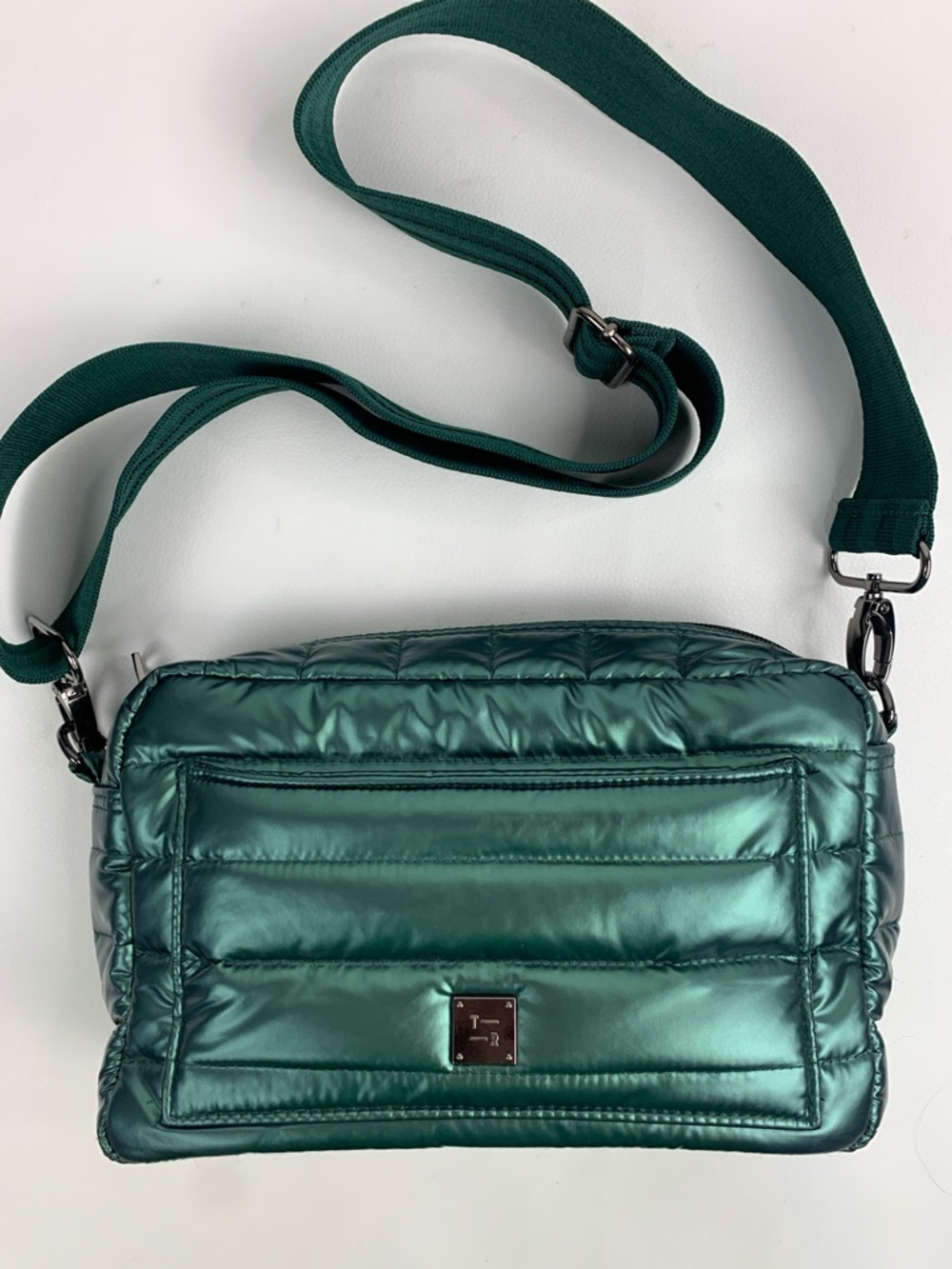 Think Royln Green Metallic Quilted Nylon Crossbody Bag Gun metal clips pockets